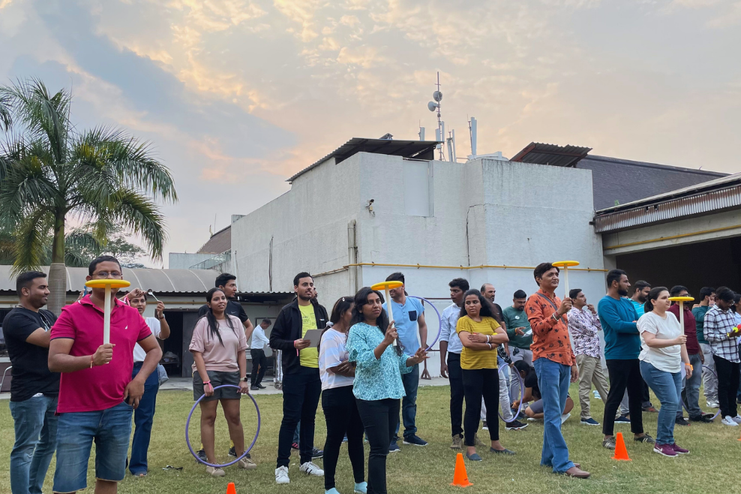 2.3_Memories from a few of our Sports Days_Arcadis_Dec22_Prop Relay Race_5